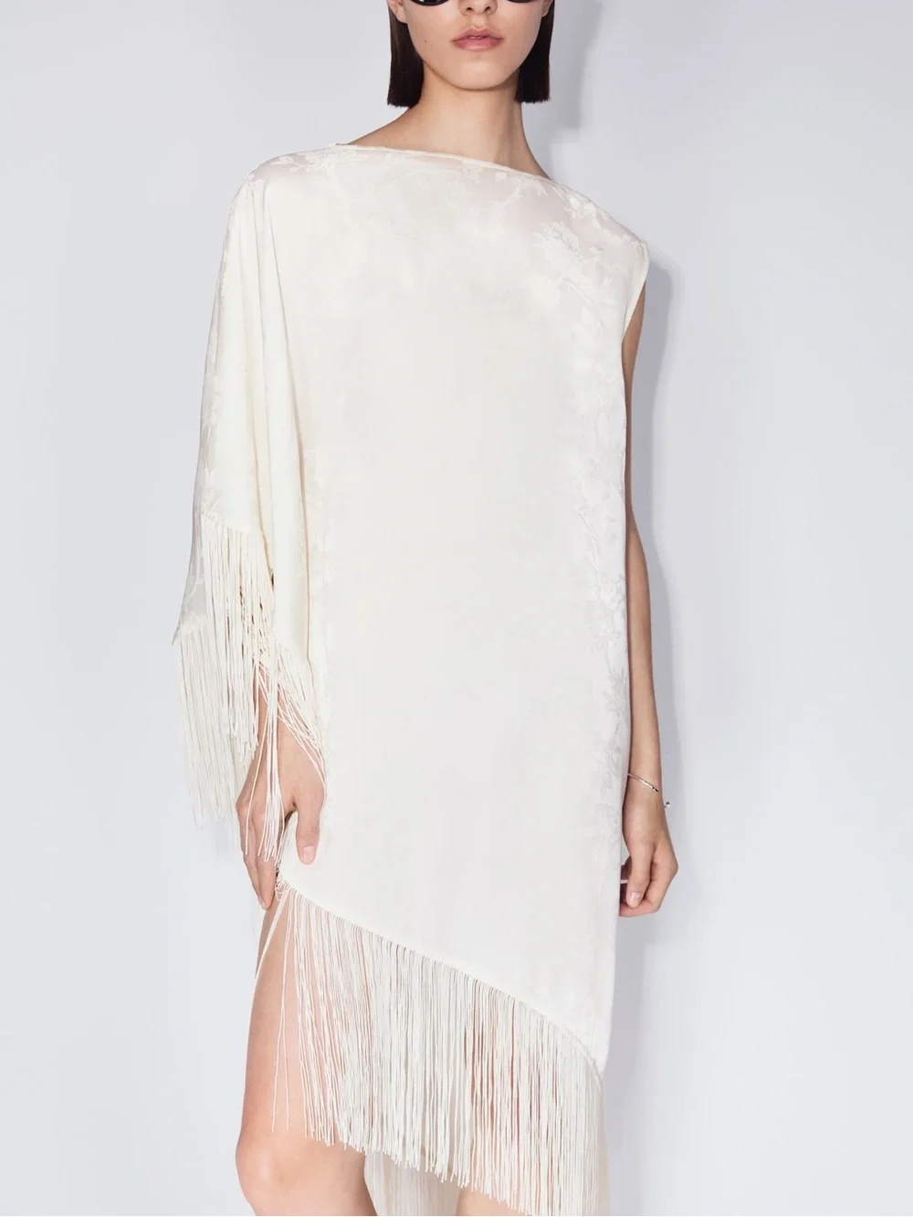 H&M Cream Fringed One-Shoulder Asymmetric Kaftan Midi Dress - Large NWT - Picture 3 of 7